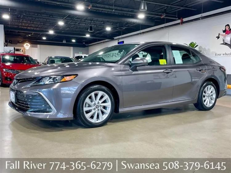 2022 Toyota Camry LE AWD