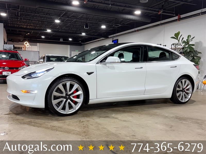 2019 Tesla Model 3 photo 1